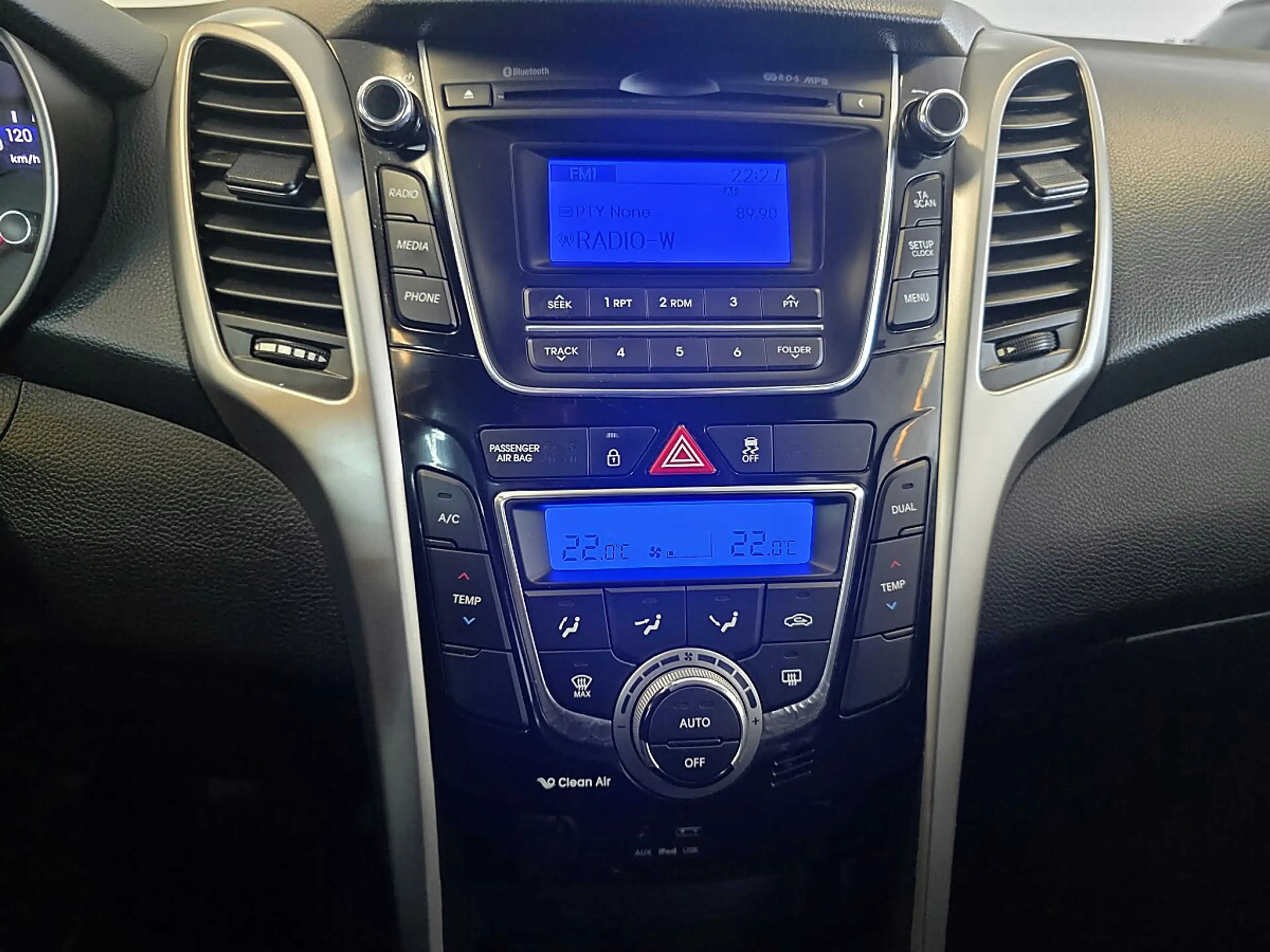 Hyundai i30 1.4 Start — photo 13