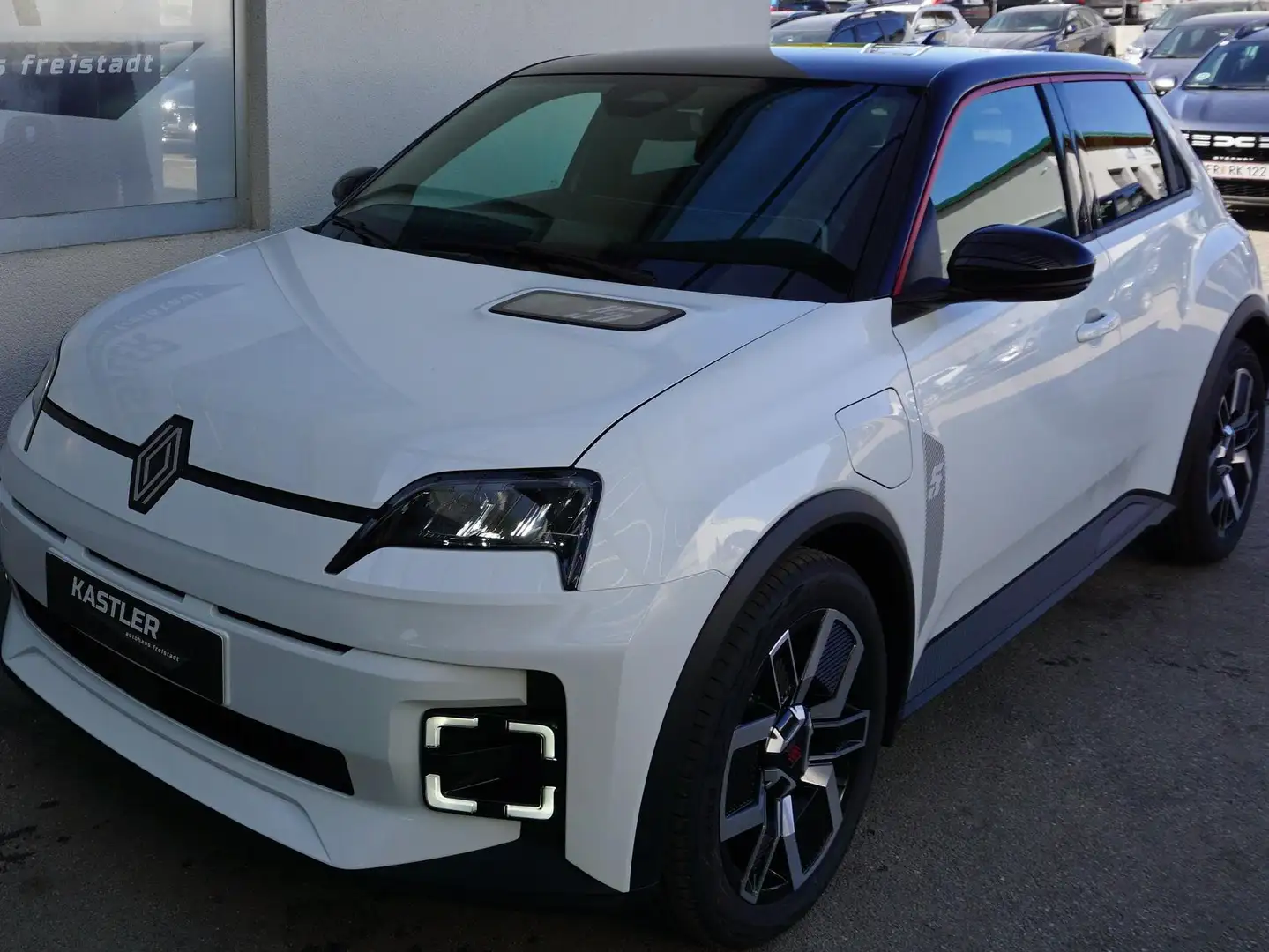 Renault R 5 R5 E-Tech 150 PS 52kWh Comfort Range Techno Weiß - 1