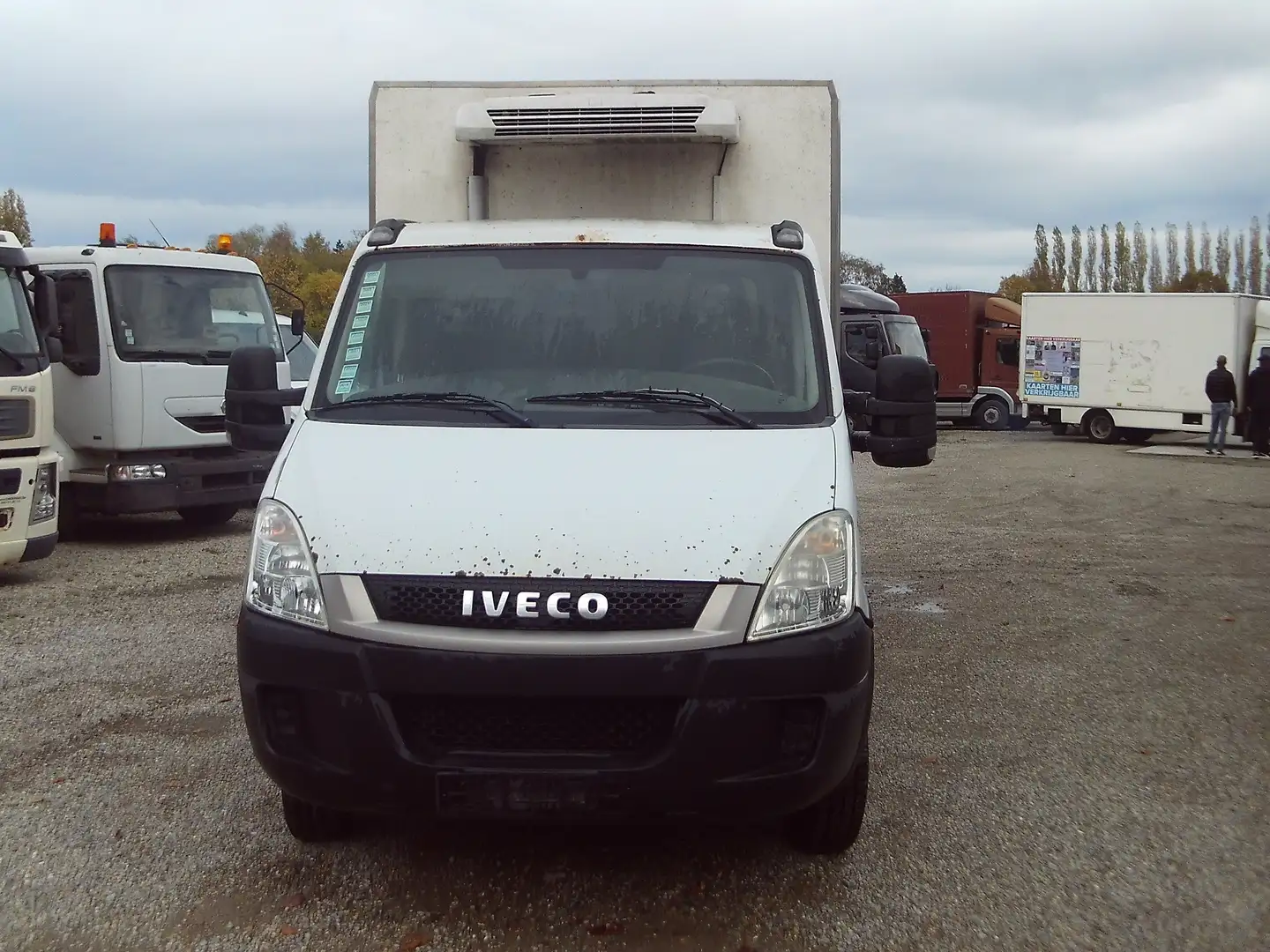 Iveco Daily 2.3 koffer +laadbrug+koeling---motor probleem..... Wit - 2