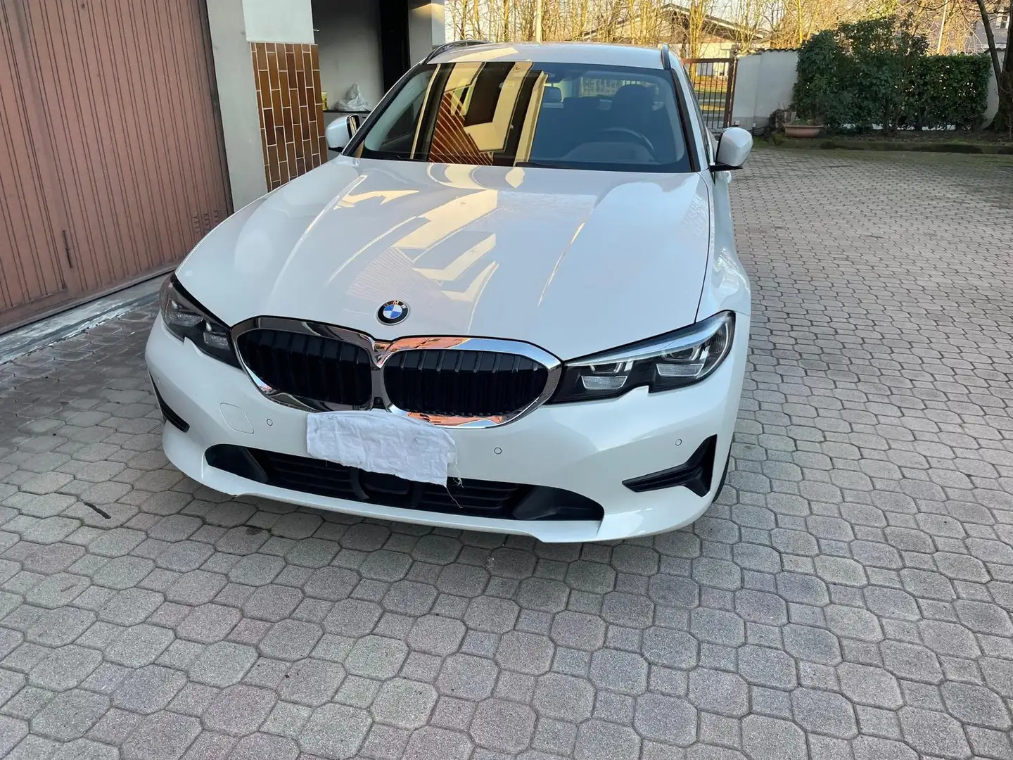 BMW 330 Serie 3 G21 2019 Touring 330i Touring auto Bianco - 1