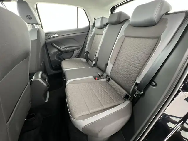 Volkswagen T-Cross view 8