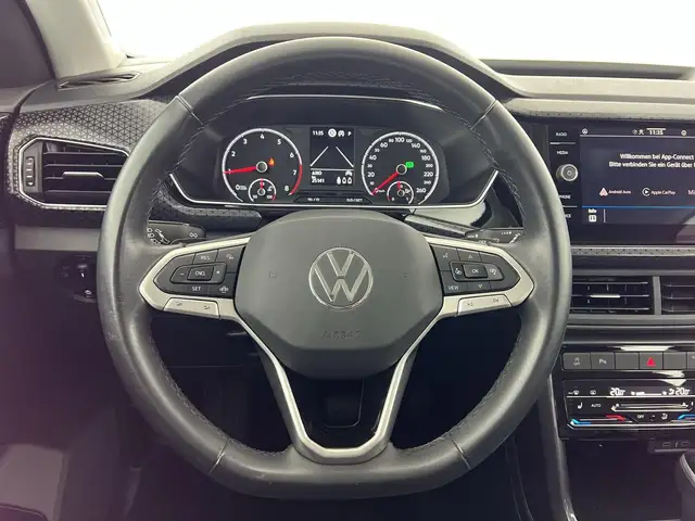 Volkswagen T-Cross view 7