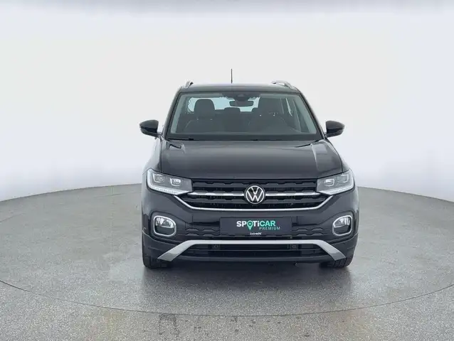 Volkswagen T-Cross view 2