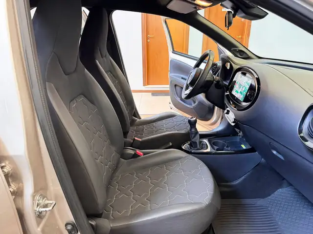Toyota Aygo view 12