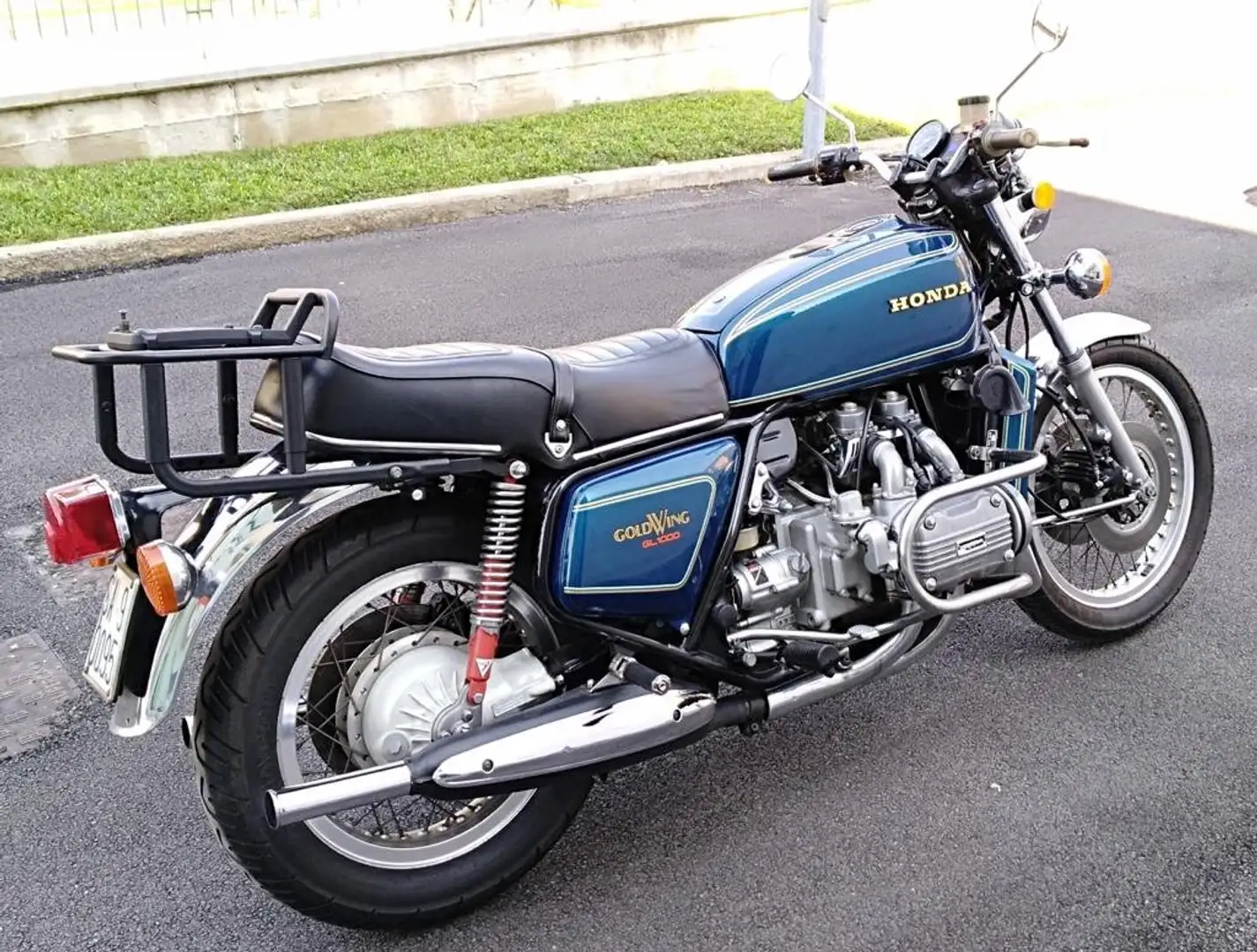 Honda Gold Wing GL 1000 Bleu - 1