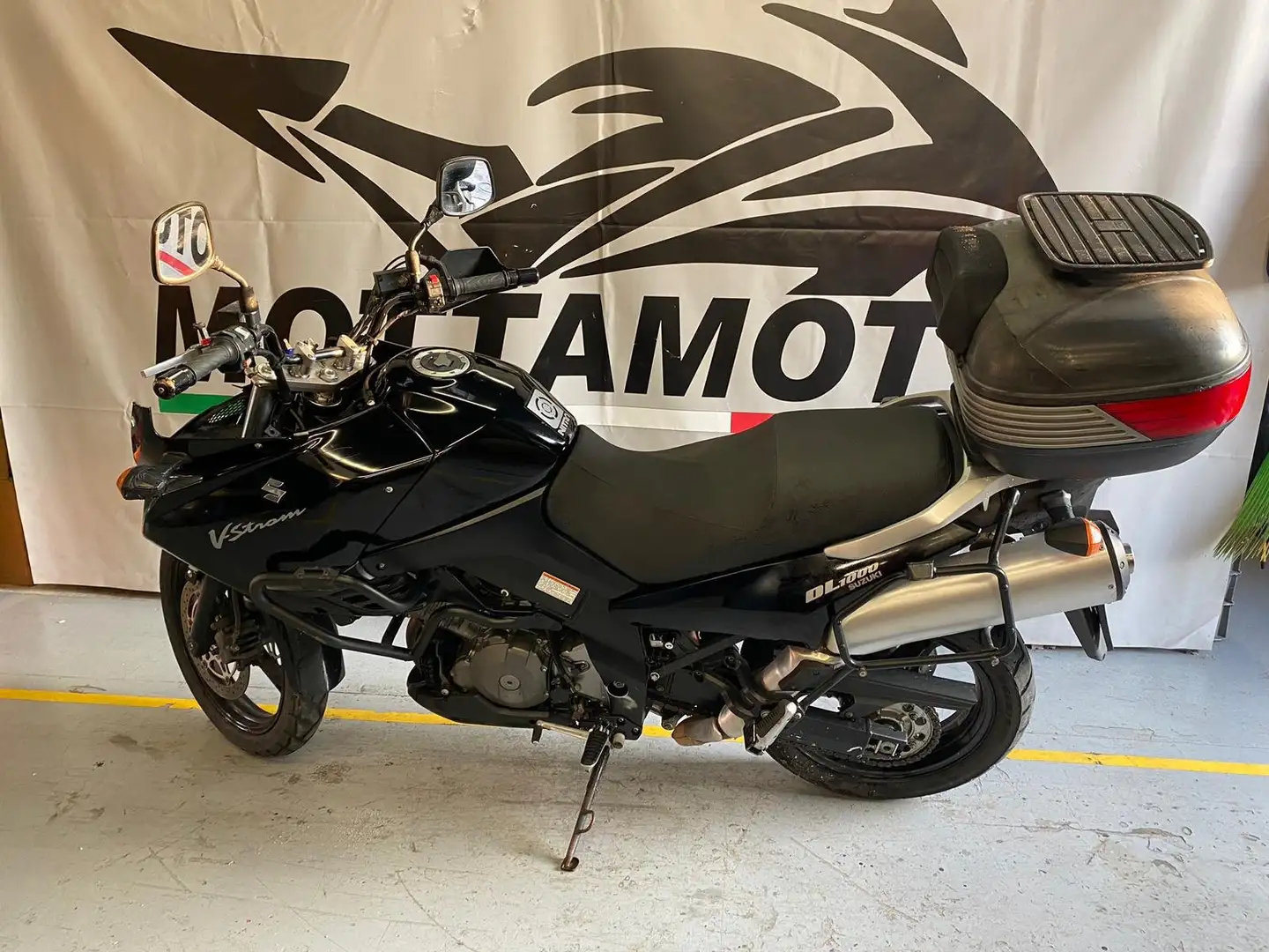 Suzuki V-Strom 1000 Noir - 1