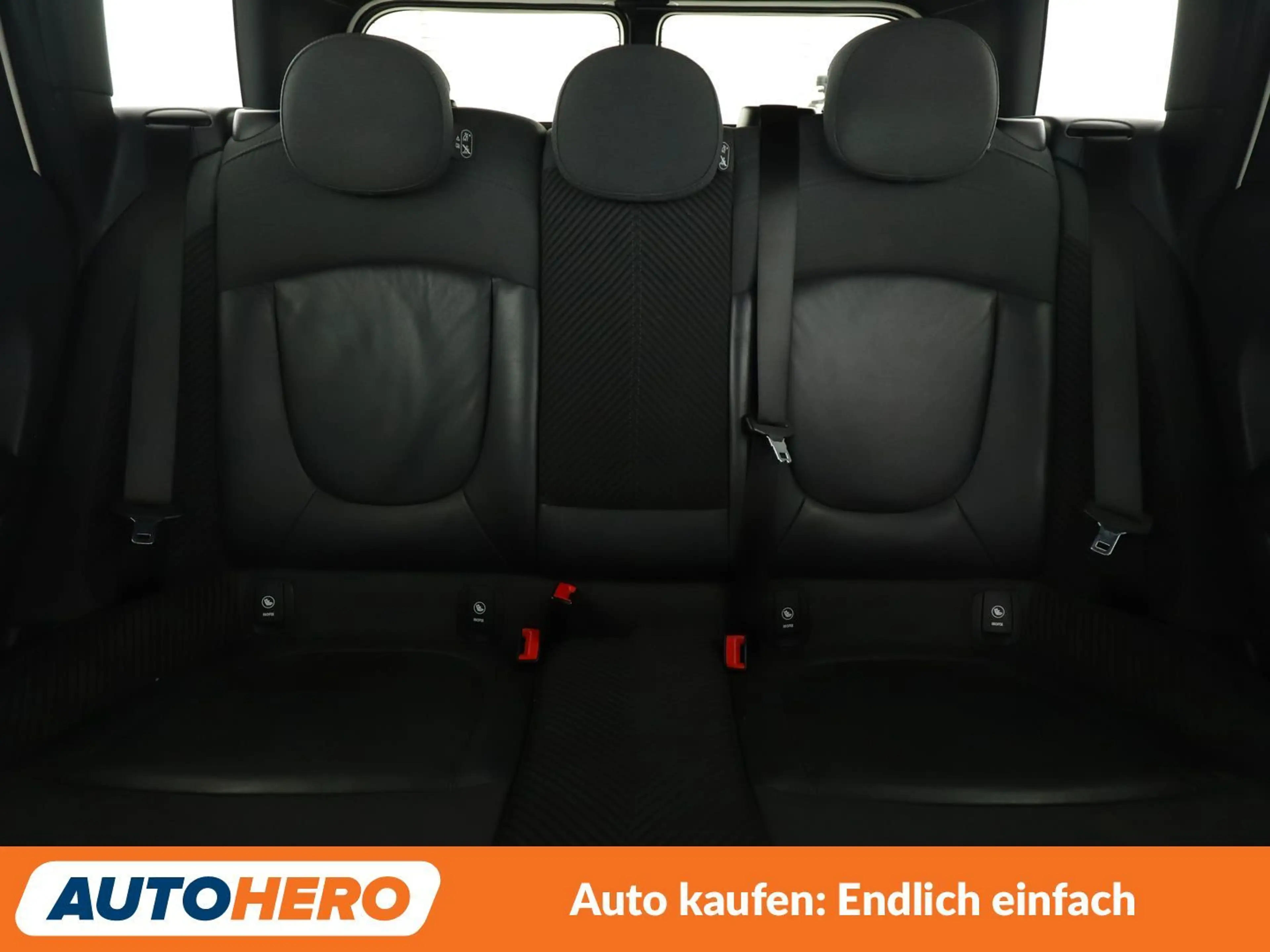 MINI Cooper Clubman Cooper *NAVI*TEMPO*PDC*SHZ*ALU* — photo 15
