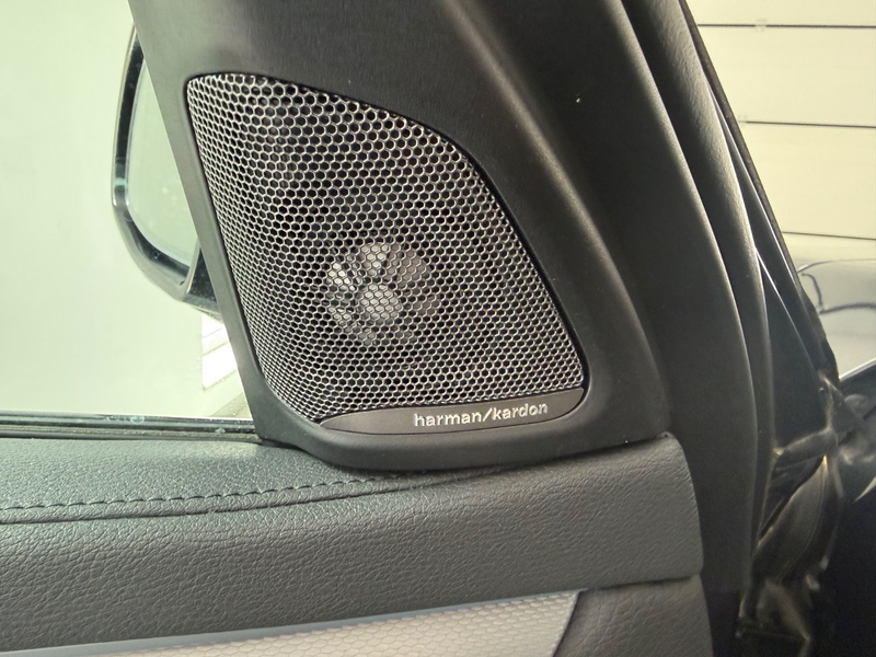 BMW X6 M50 d — photo 12