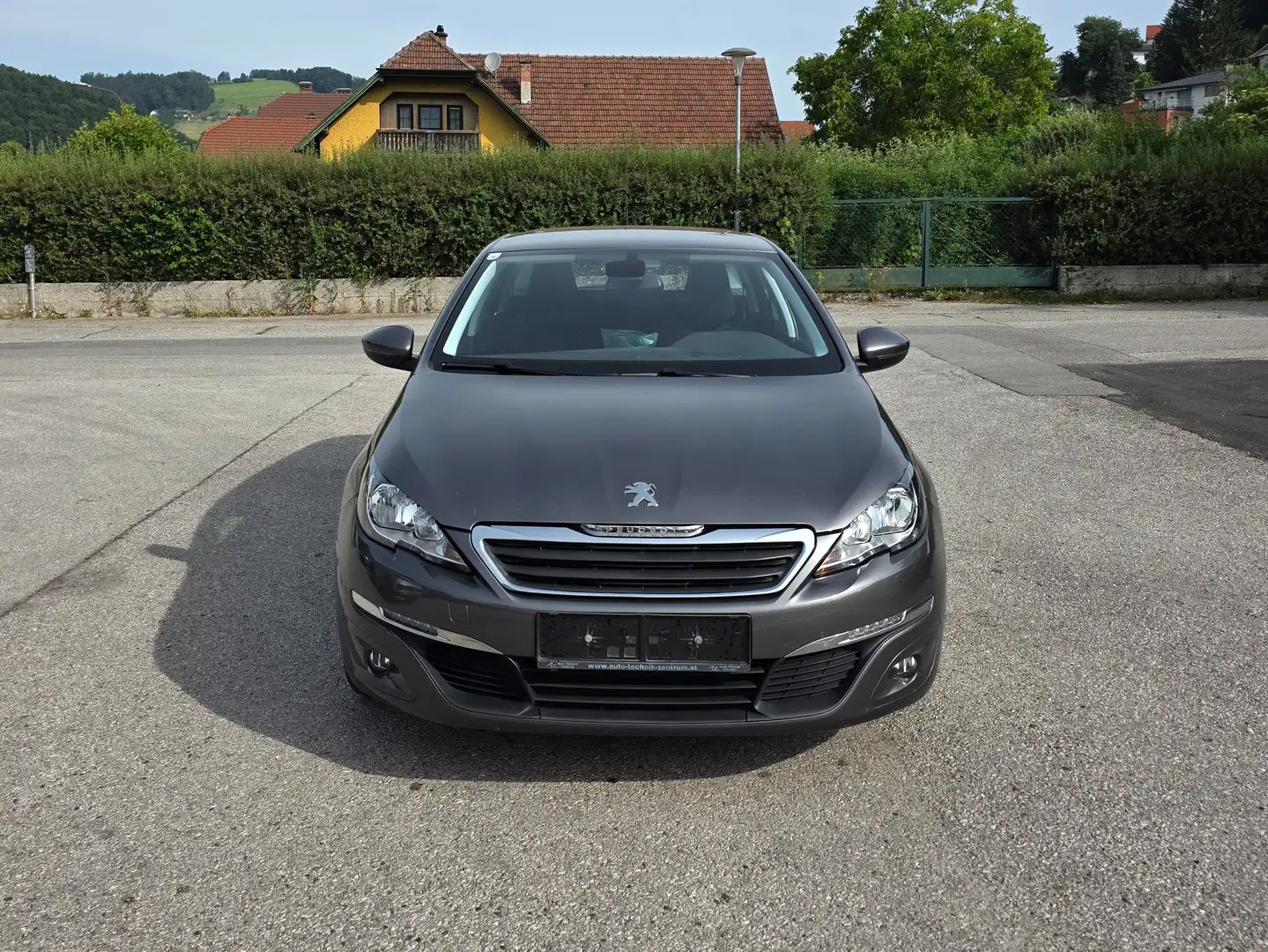 Peugeot 308 Active - 1
