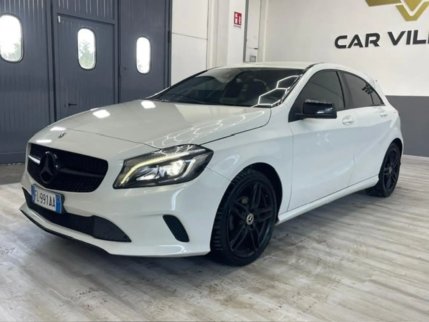 Mercedes-Benz A 160 A 160 d Sport Bianco - 2