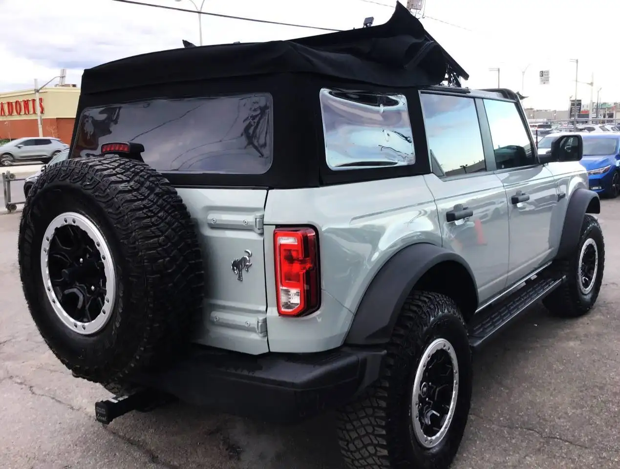 Ford Bronco снимка Ford Bronco
