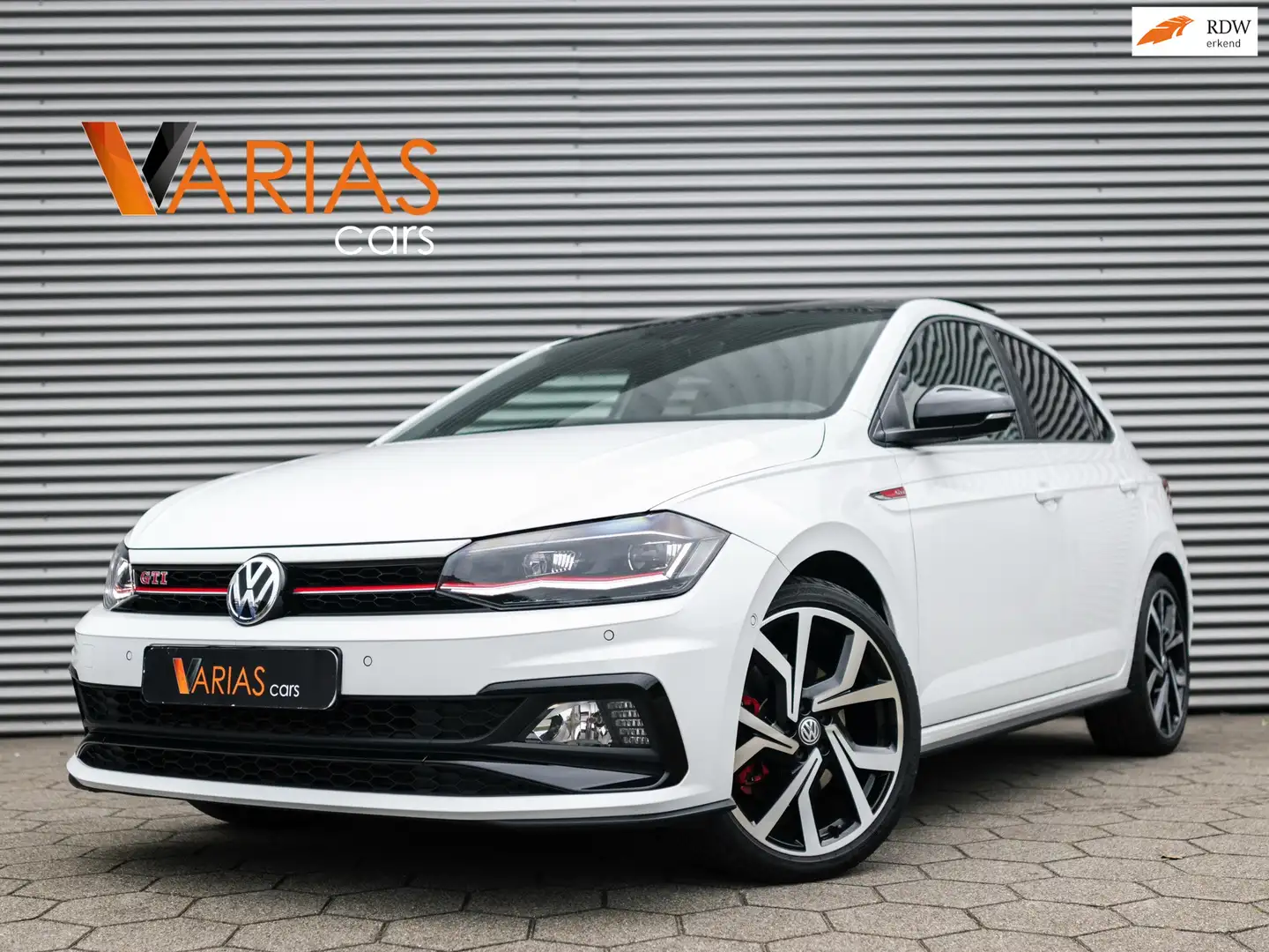 Volkswagen Polo GTI 2.0 TSI Pano Beats Alcantara Camera Navi Blanco - 1