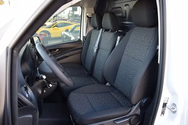Mercedes-Benz Vito view 10