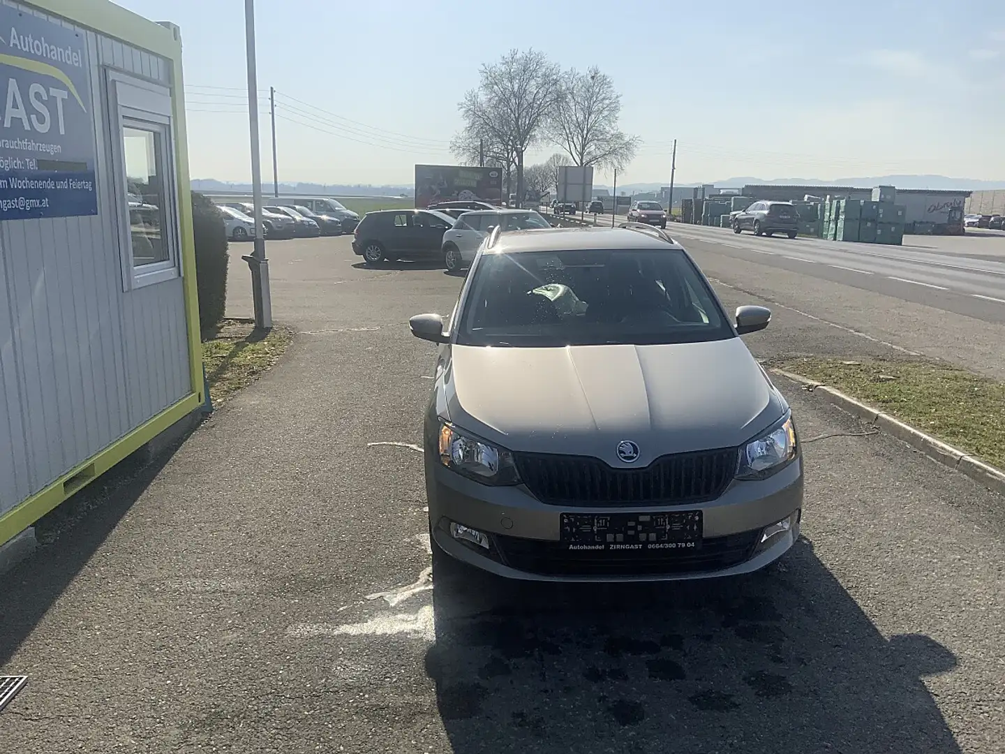 Skoda Fabia Combi 25 1,0 Pickerl bis 07/2026 Finanzierung u... Grau - 2