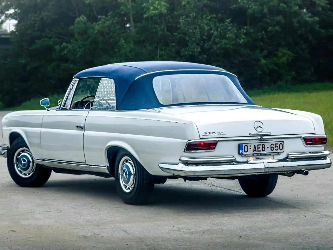 Mercedes-Benz 220 SE, foto 3