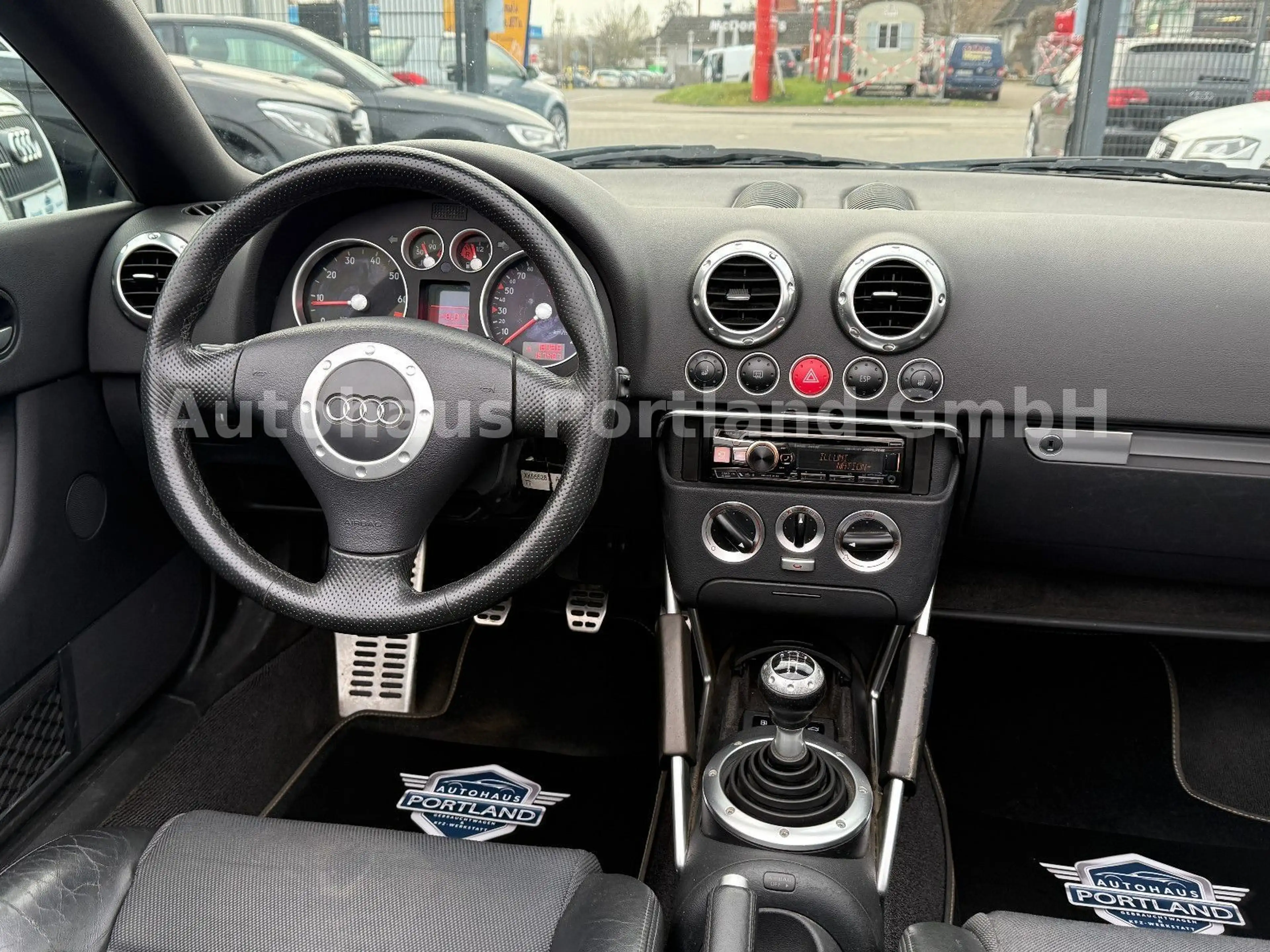 Audi TT 1.8 T Roadster S-line/HU NEU/18 ZOLL/SHZ — photo 10