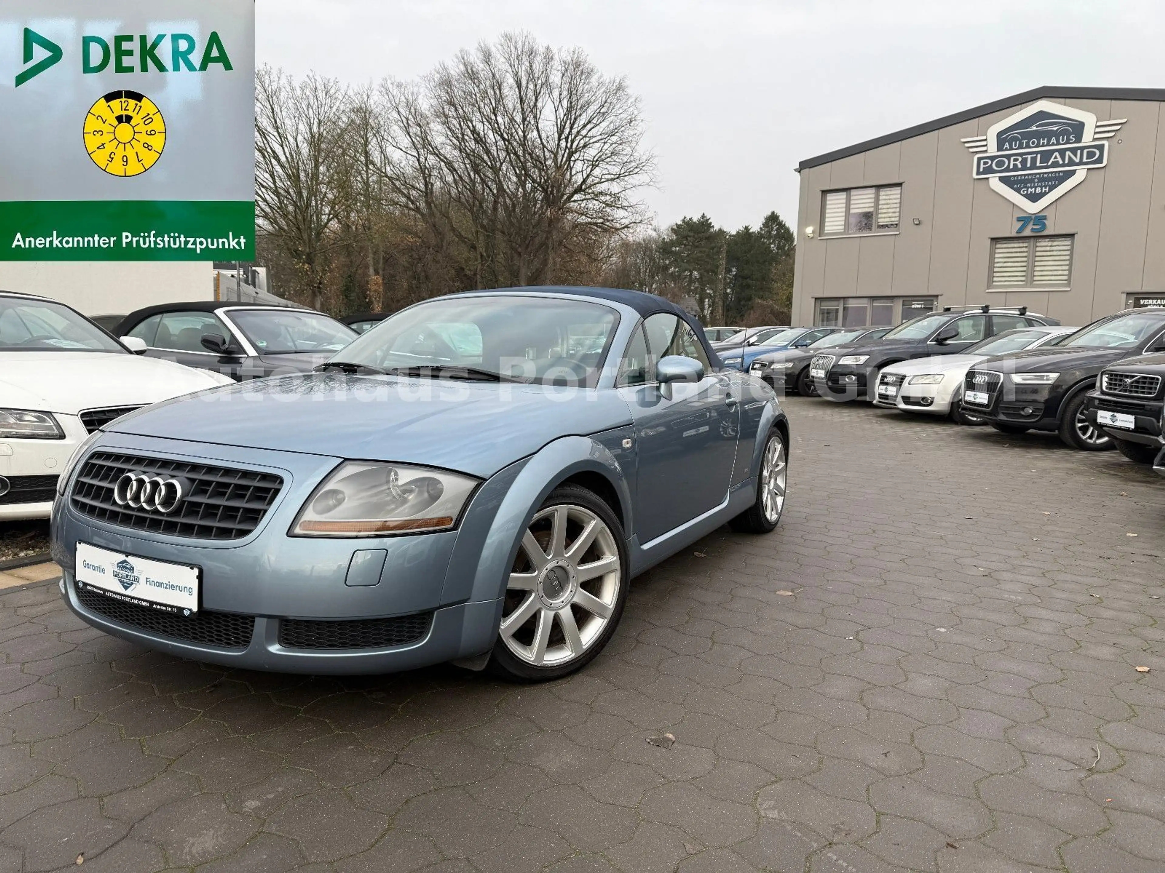 Audi TT 1.8 T Roadster S-line/HU NEU/18 ZOLL/SHZ