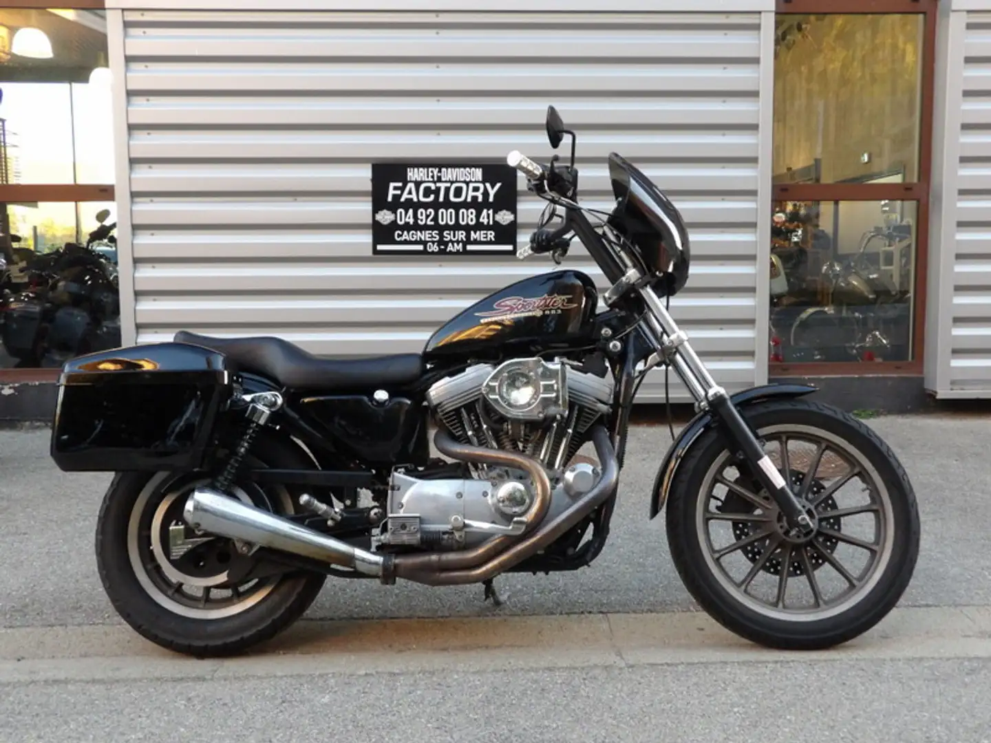 Harley-Davidson Sportster 883 Noir - 1