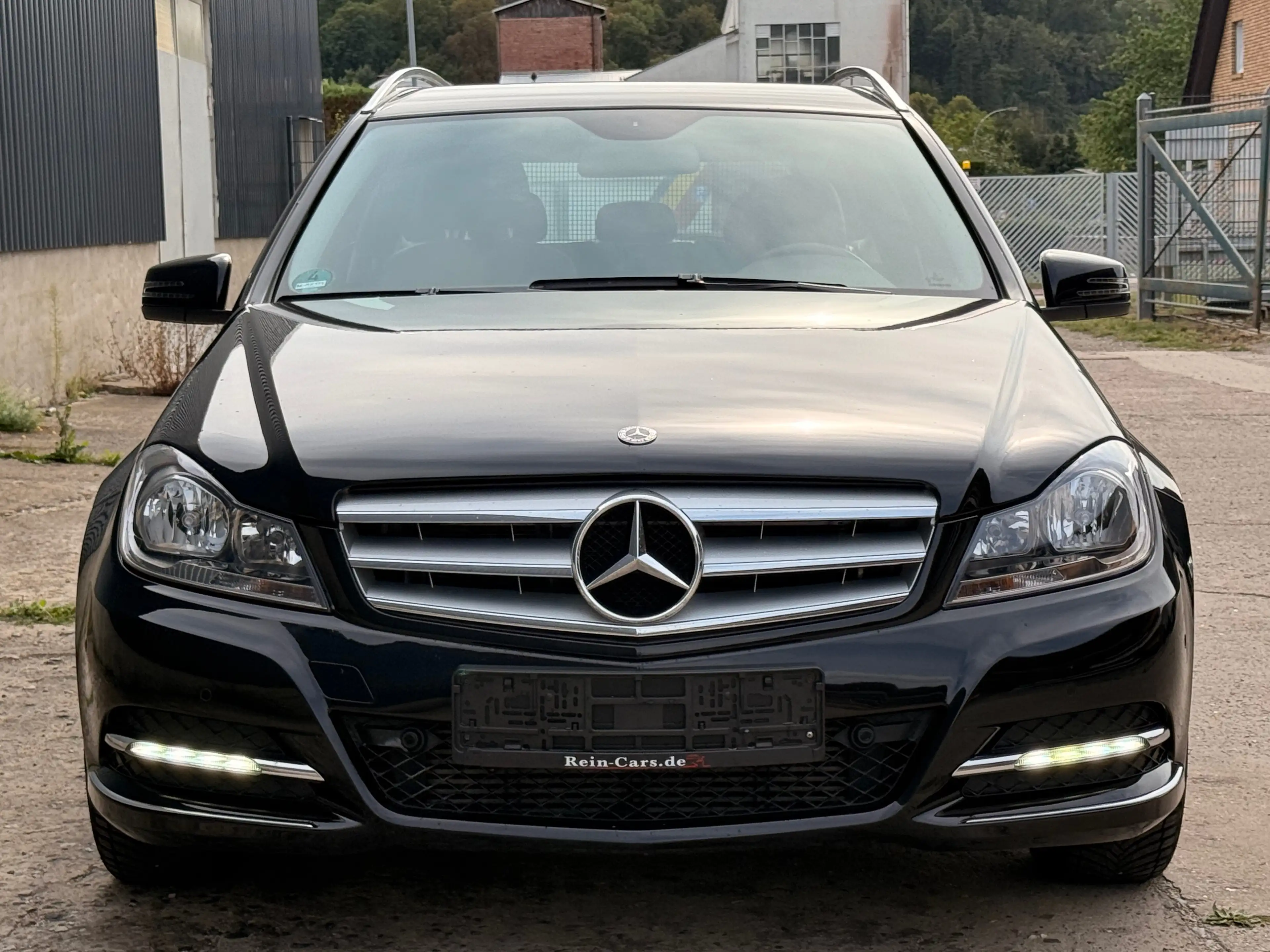 Mercedes-Benz C 250 C250CDI*MOPF*AHK*LEDER*Navi*Avantgarde*VollService — photo 2