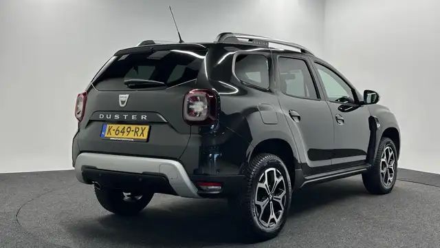 Dacia Duster view 2