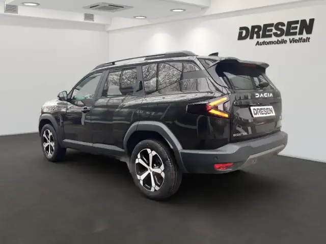 Dacia Bigster view 4