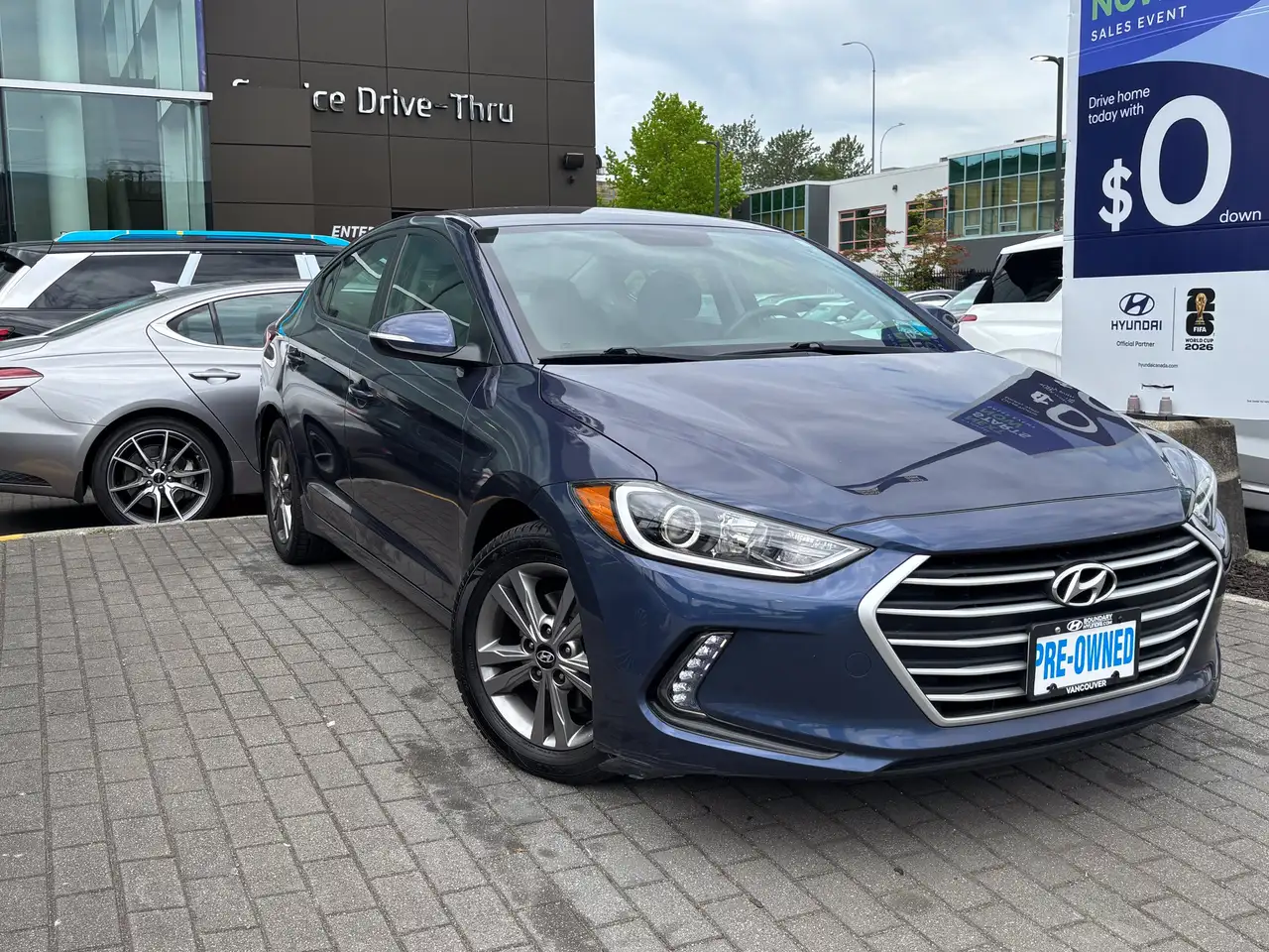 Hyundai ELANTRA fotografie Hyundai ELANTRA