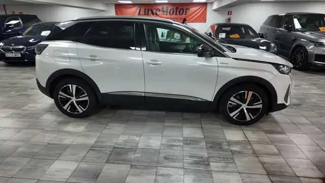 Peugeot 3008 view 7