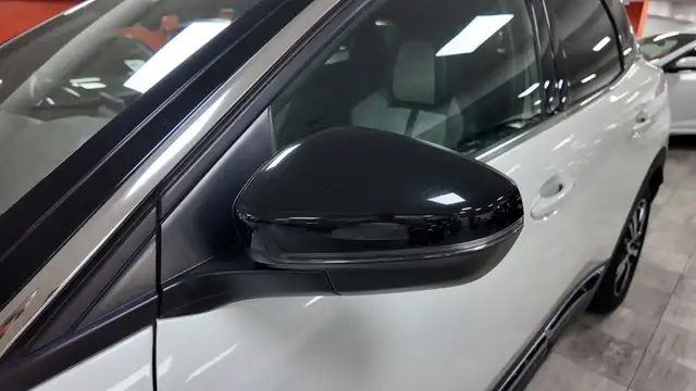 Peugeot 3008 view 14