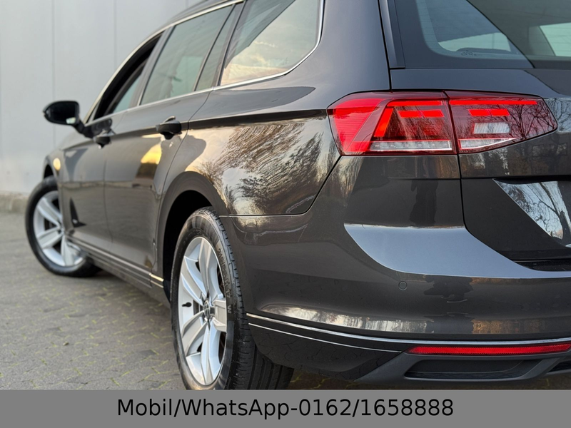 Volkswagen Passat Variant Passat DSG Variant Business — photo 7