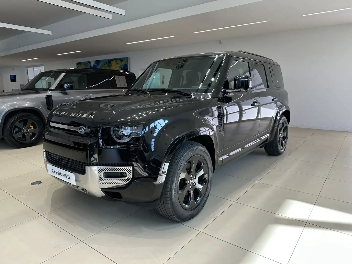 Land Rover Defender 110 3.0D I6 200 CV AWD Auto X-Dynamic SE Noir - 1