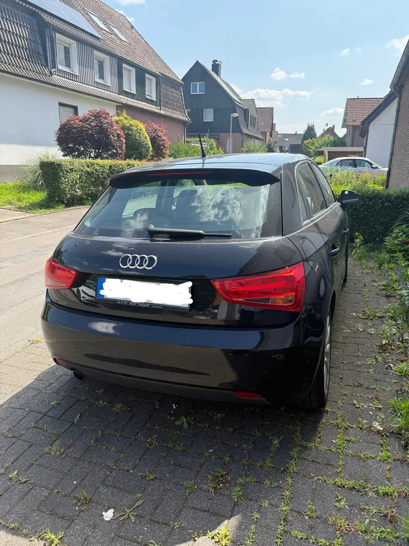 Audi A1 1.2 TFSI Sportback Ambition TÜV Neu - 2