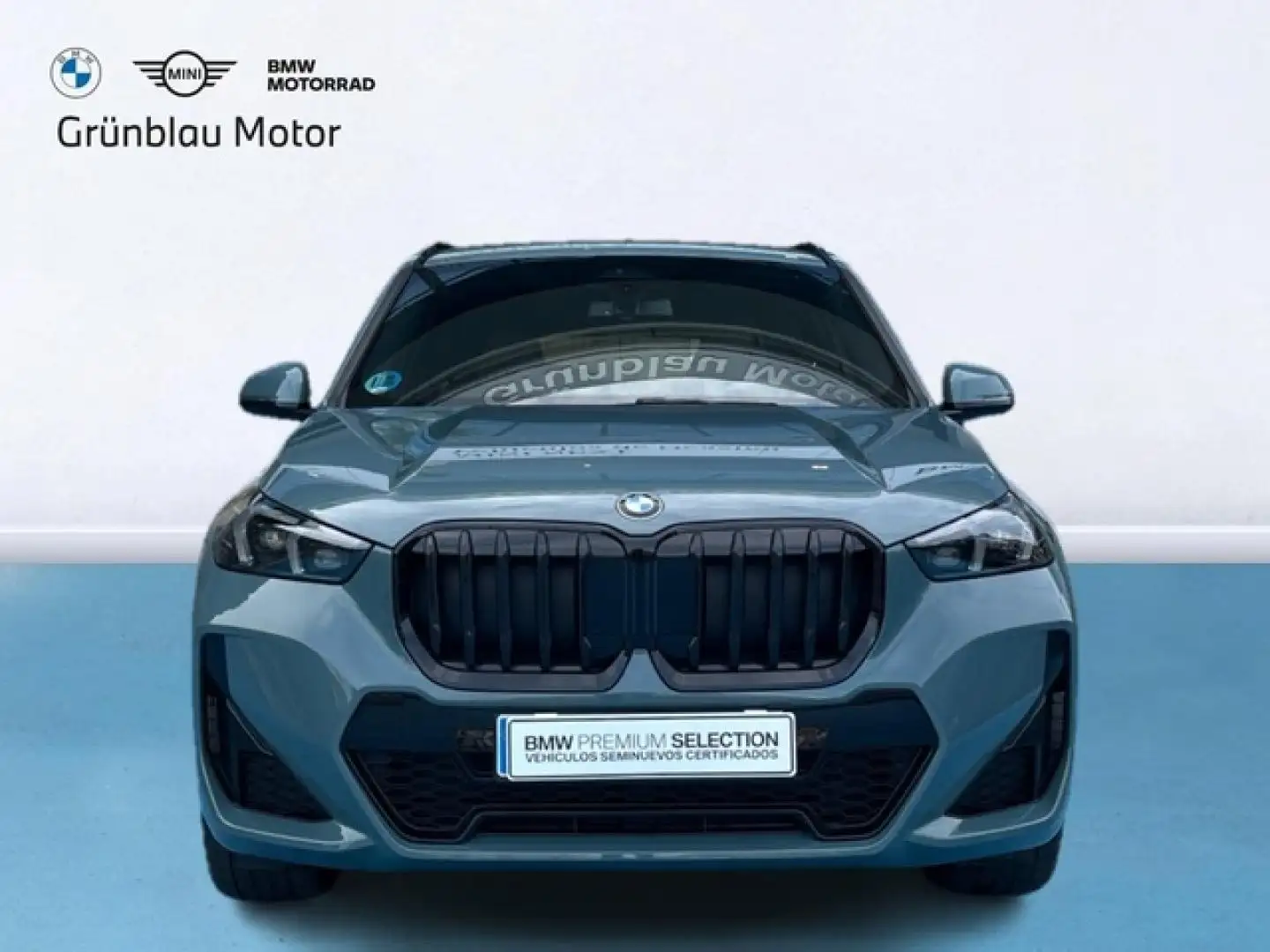 BMW X1 sDrive 20iA Grün - 2