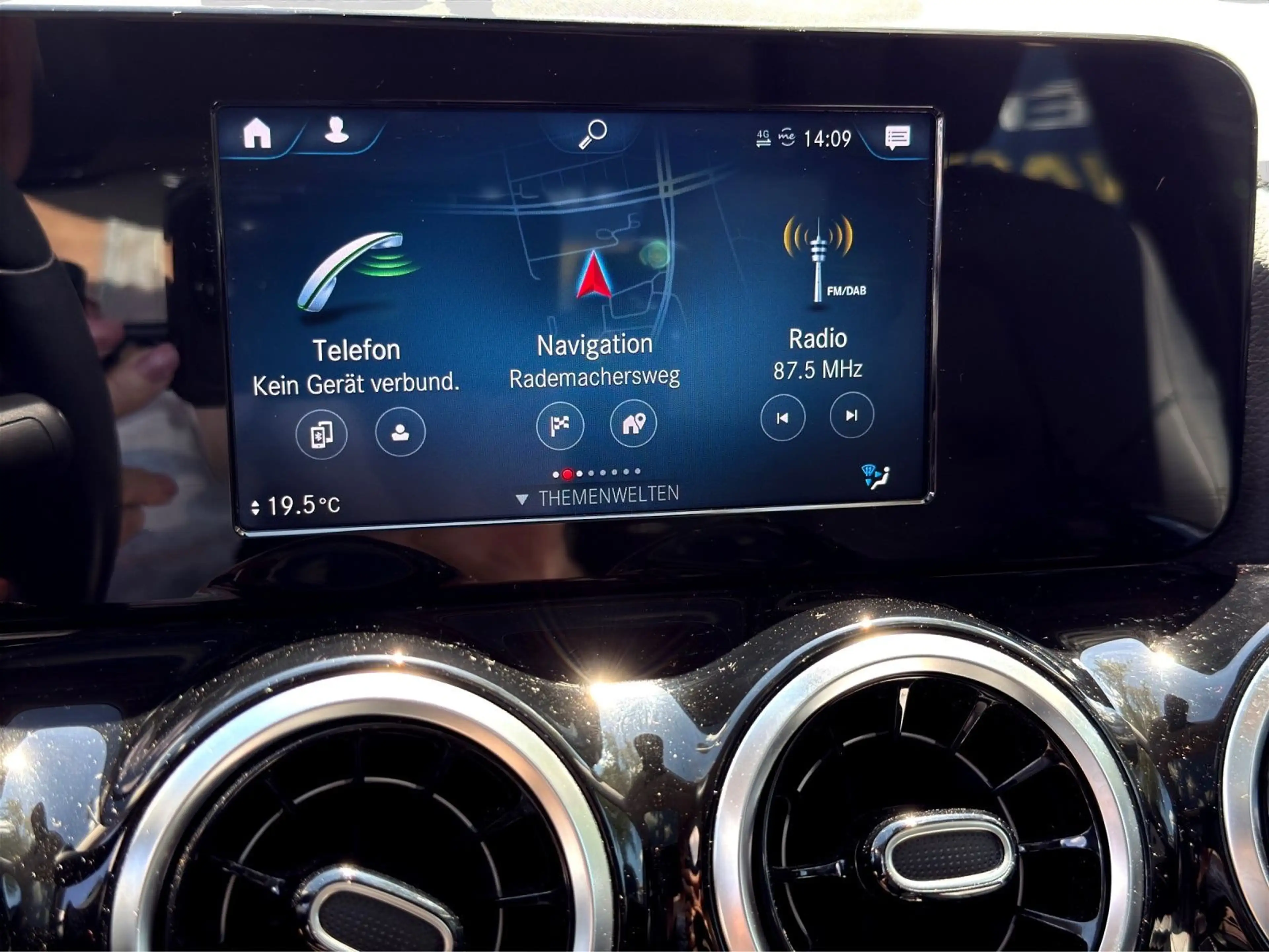 Mercedes-Benz GLA 200 LED PANO KAMERA NAVI — photo 14