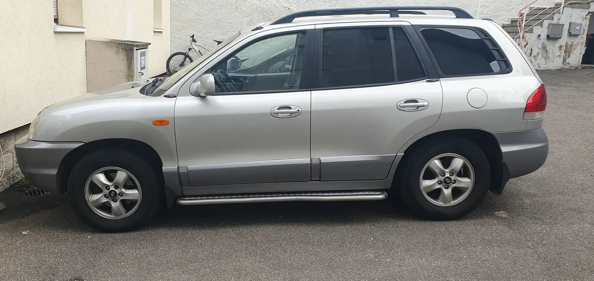 Hyundai SANTA FE Santa Fe 2.7 V6 4WD GLS Stříbrná - 1