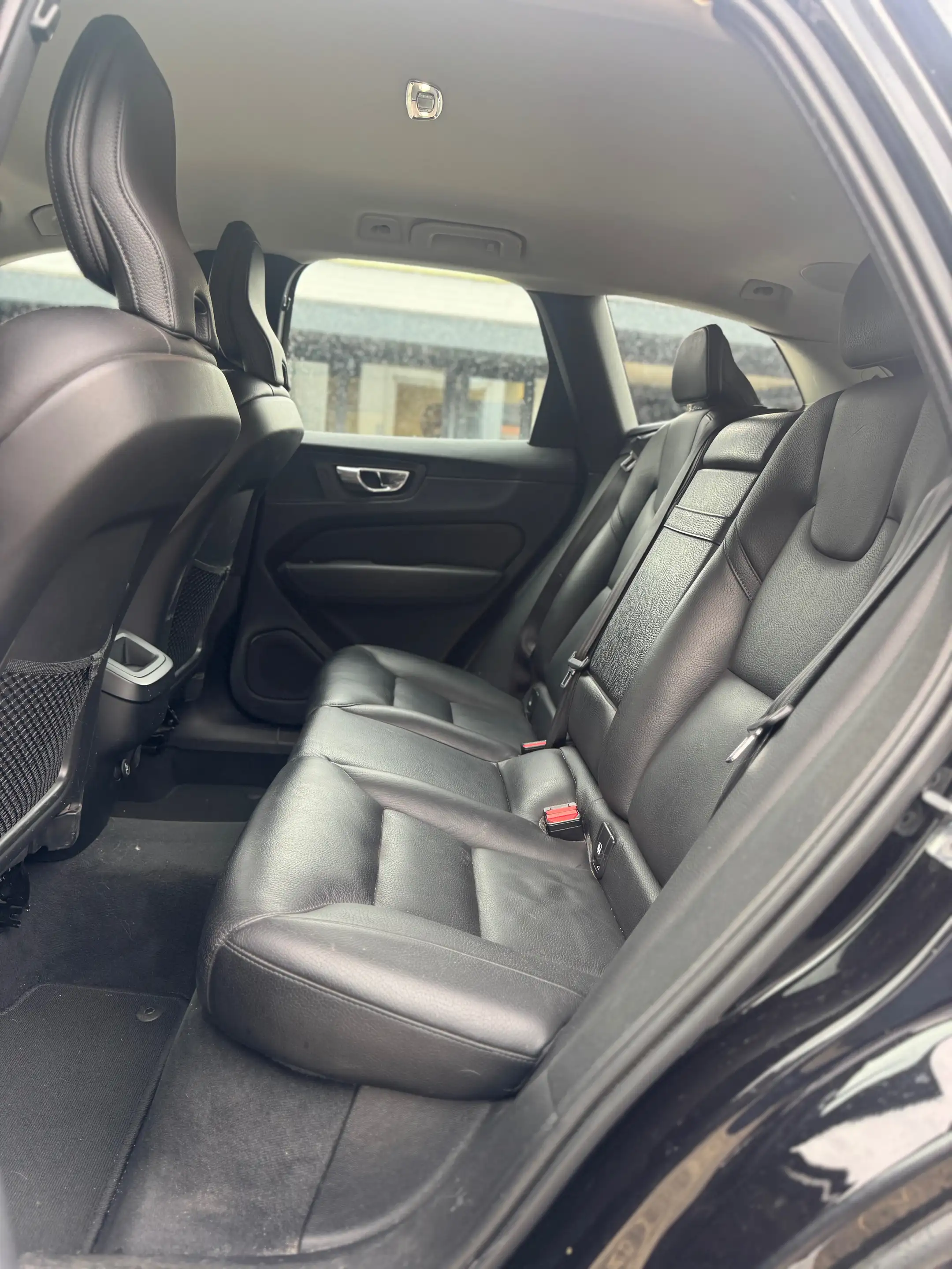 Volvo XC60 XC60 2.0 D4 Momentum — photo 9