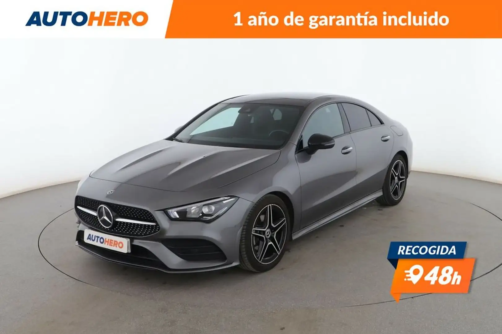 Mercedes-Benz CLA 180 AMG Line Grau - 1
