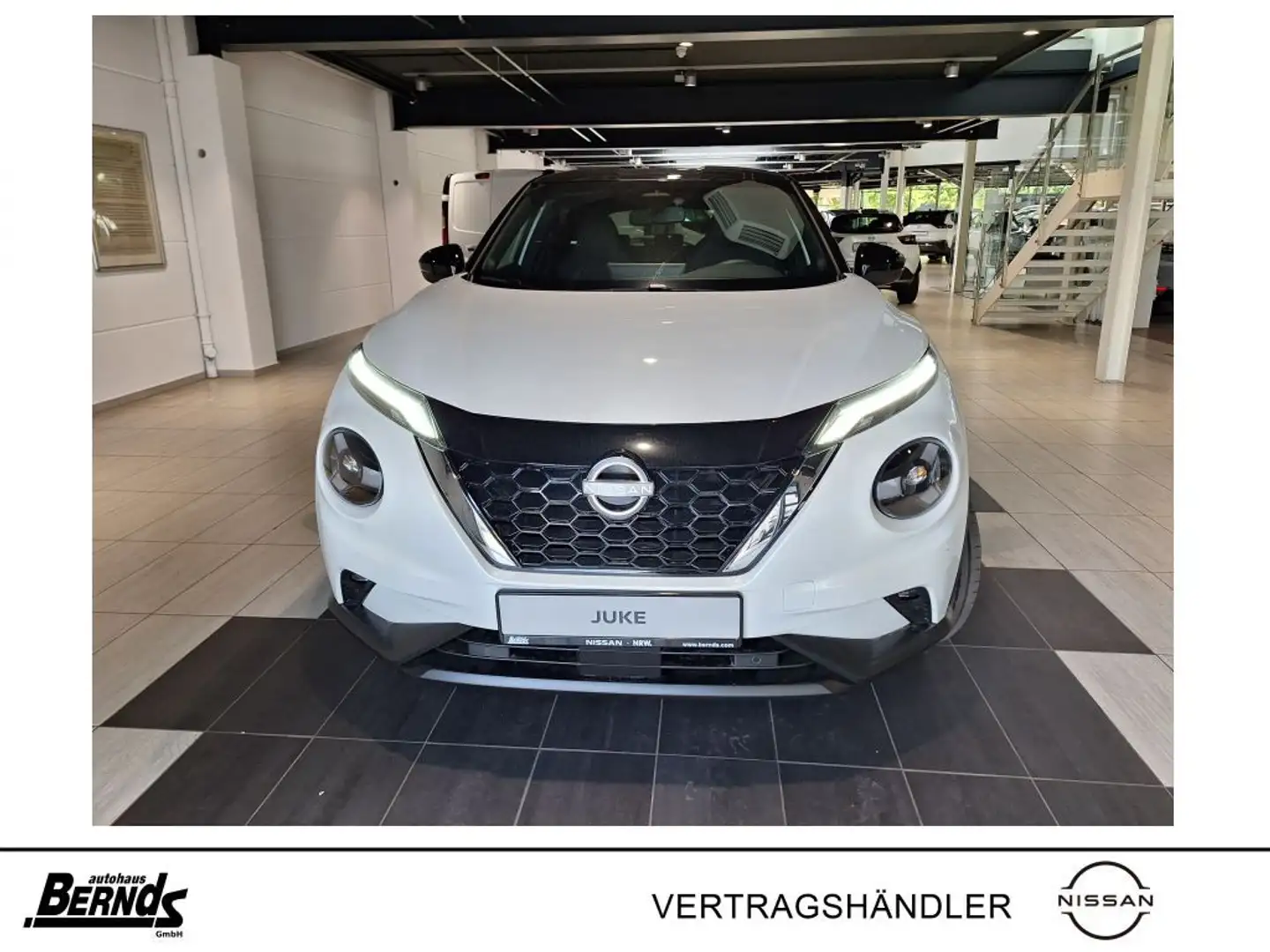 Nissan Juke Hybrid N-Connecta WINTERPKT Wit - 2