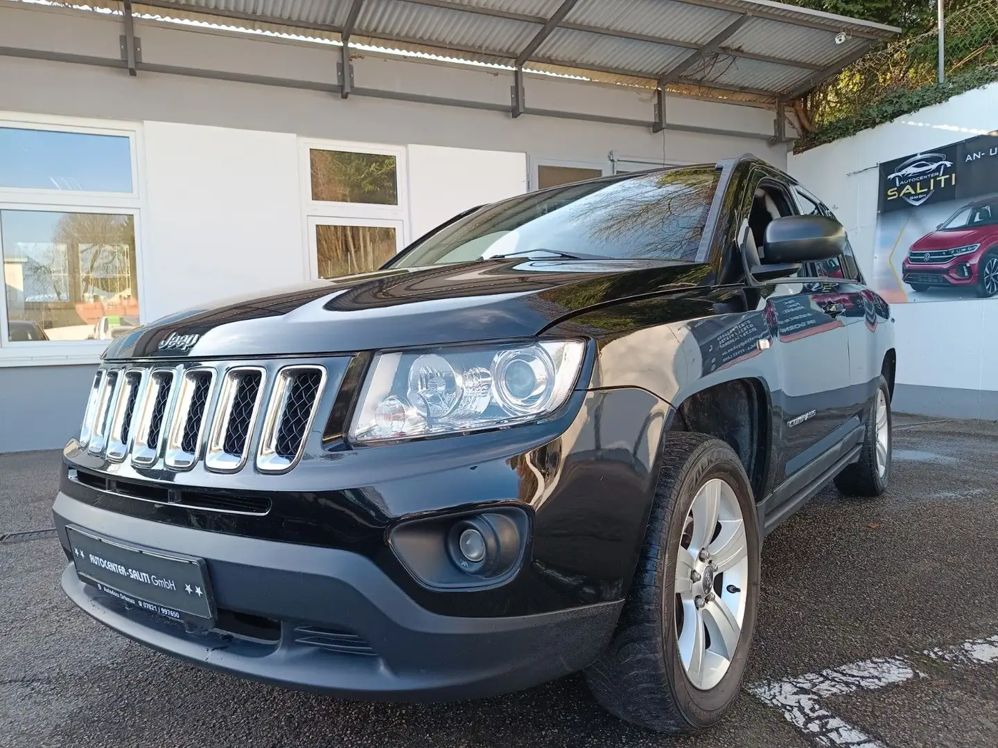 Jeep Compass Sport 4x2 Schwarz - 1