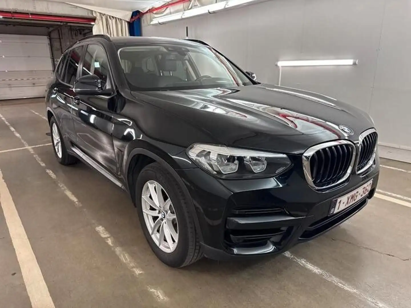 BMW X3 sDrive18d*LEDER*VirtCock*Matrix*Netto-15900€ Schwarz - 2