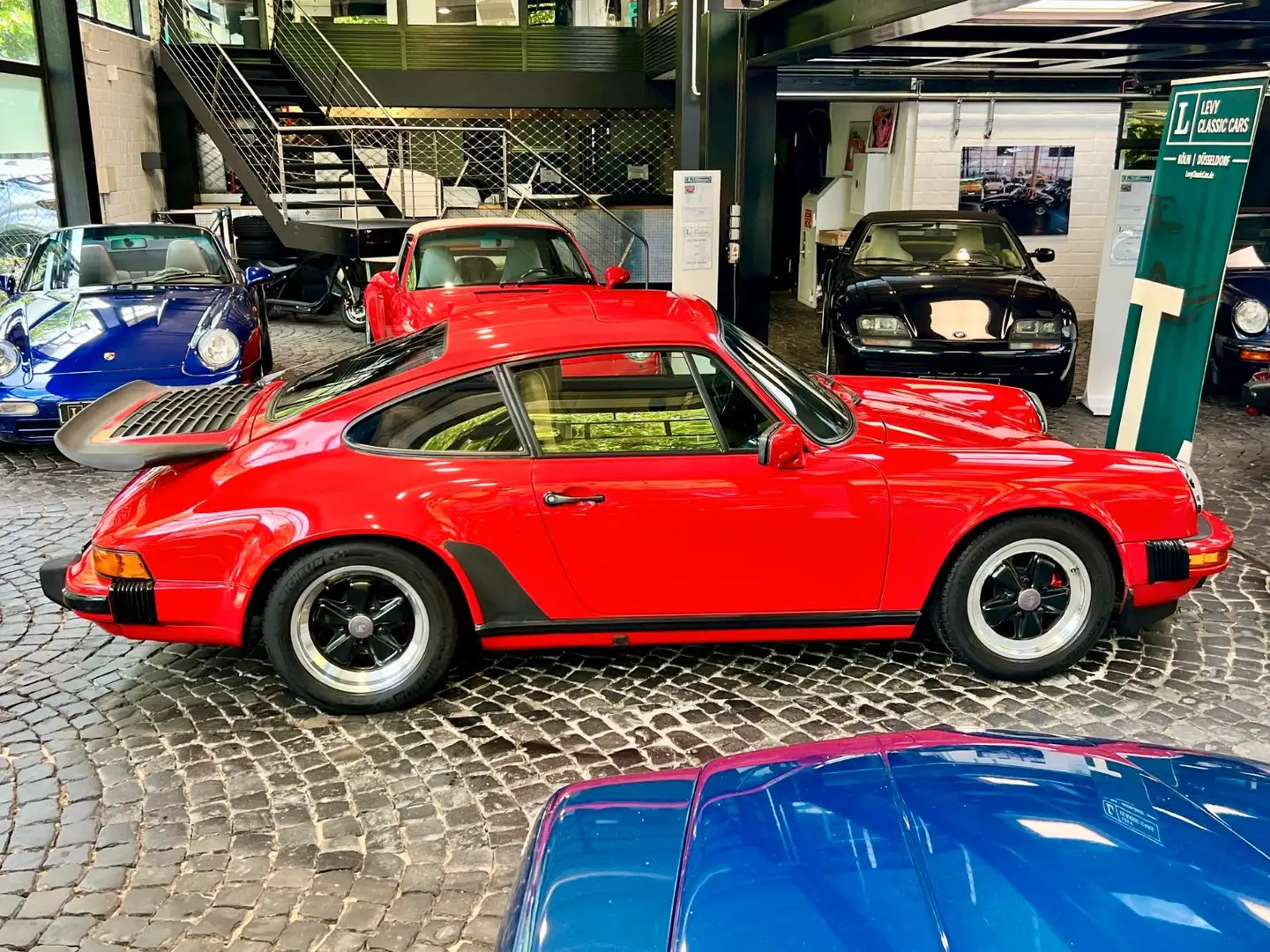 Porsche 911 3,2 Carrera Coupe sehr gute Historie G50 Rot - 2