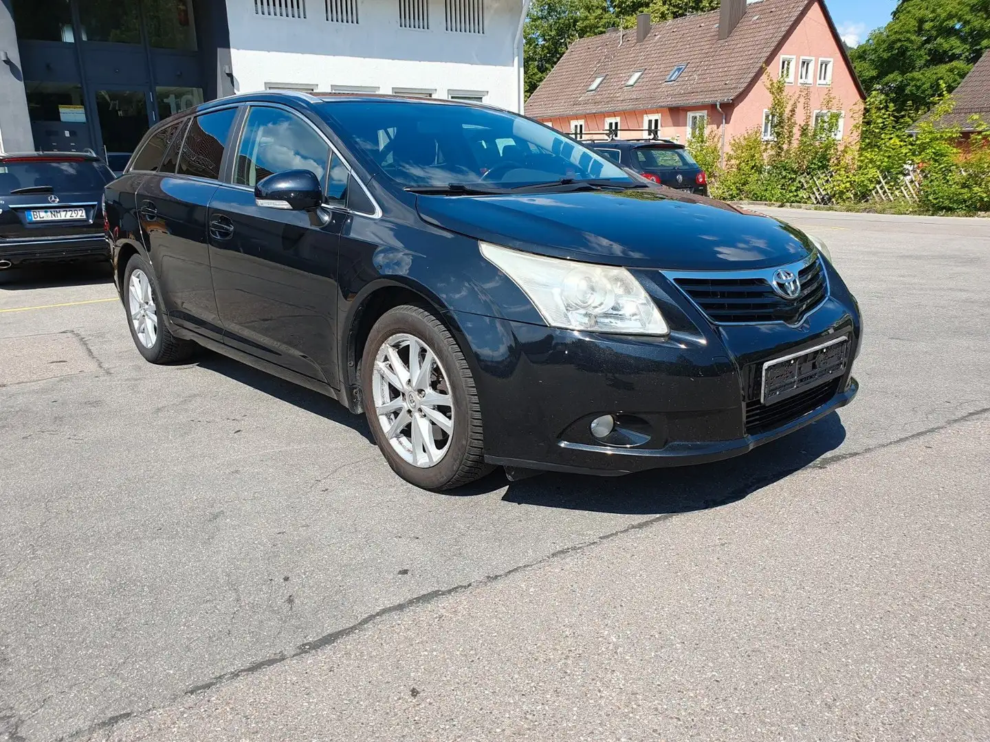 Toyota Avensis Kombi Edition Technisch OK Rückfahrkam Noir - 1