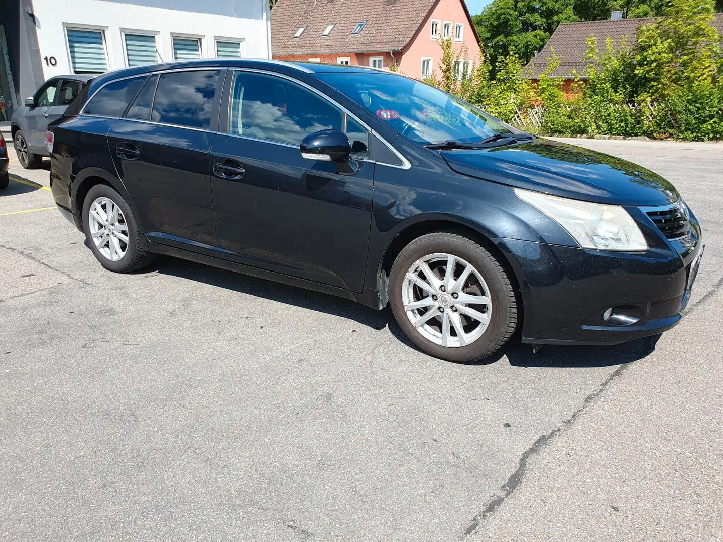 Toyota Avensis Kombi Edition Technisch OK Rückfahrkam Noir - 2