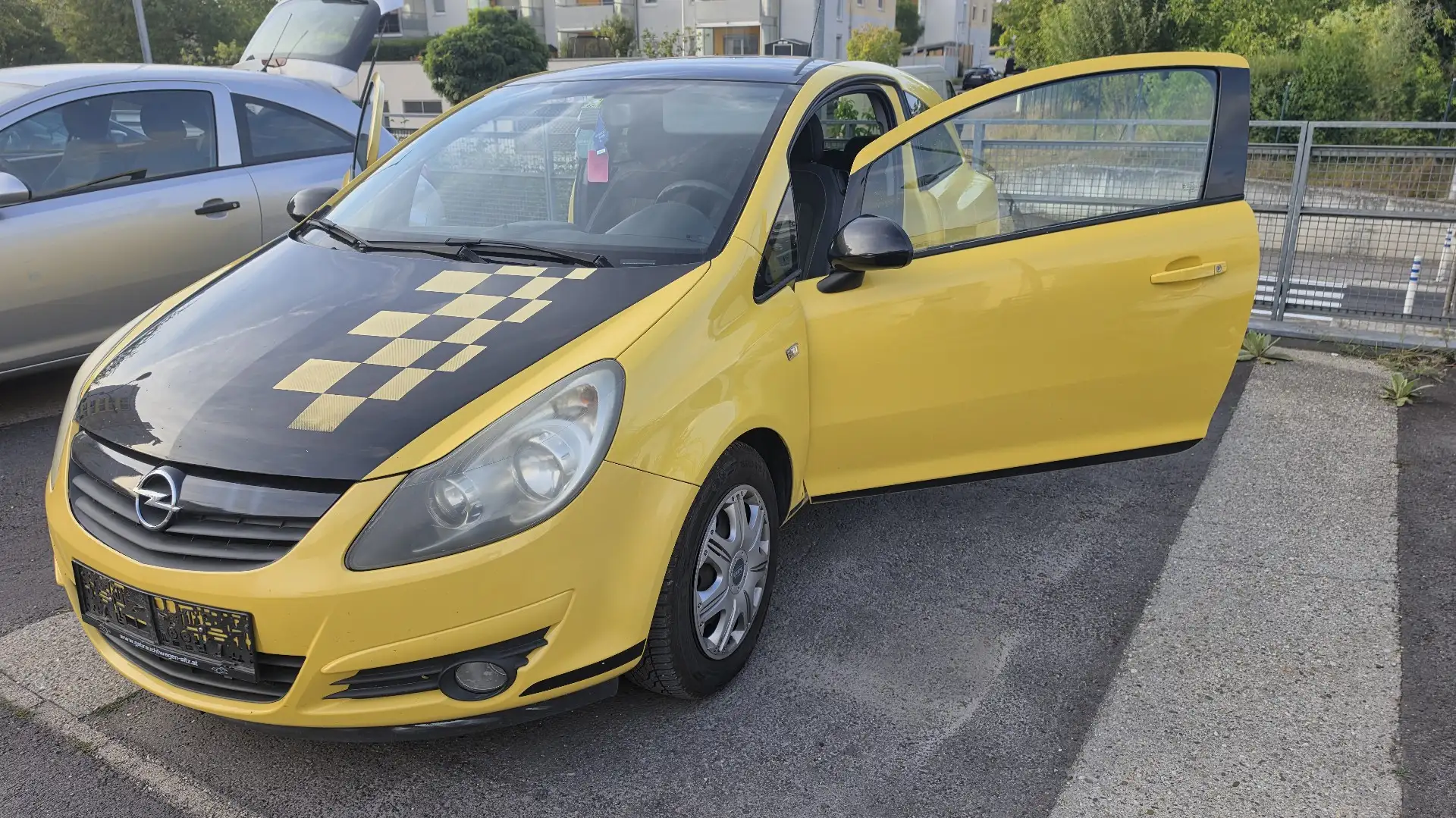 Opel Corsa 1,4 Color Race - 1