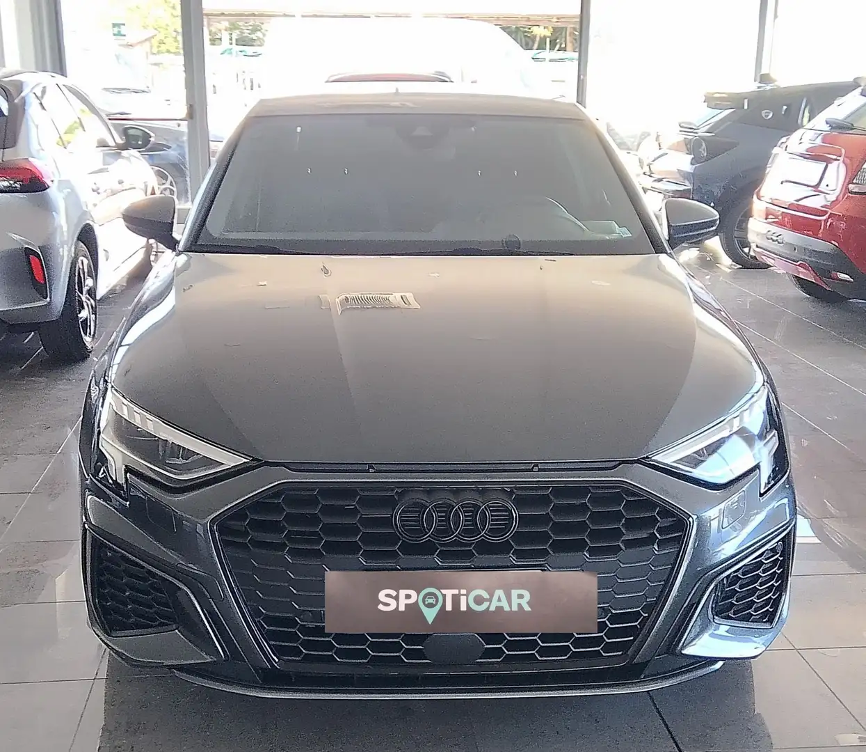Audi A3 A3 Sedan 35 TFSI S tronic S line edition Grau - 2