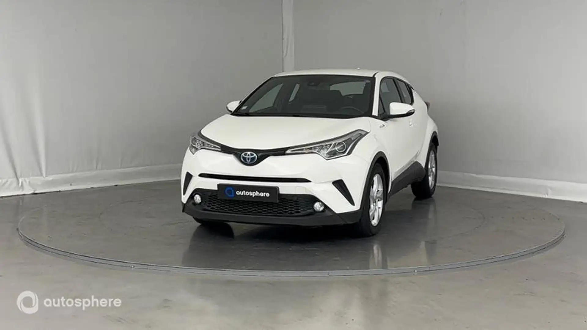 Toyota C-HR 122h Dynamic 2WD E-CVT - 1