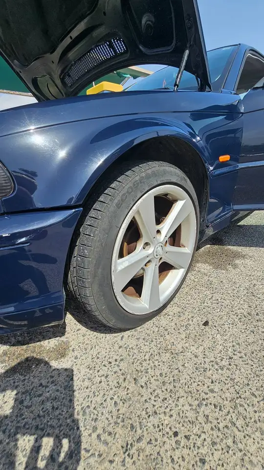 BMW 318is Coupé Aut. SE SE, foto 8