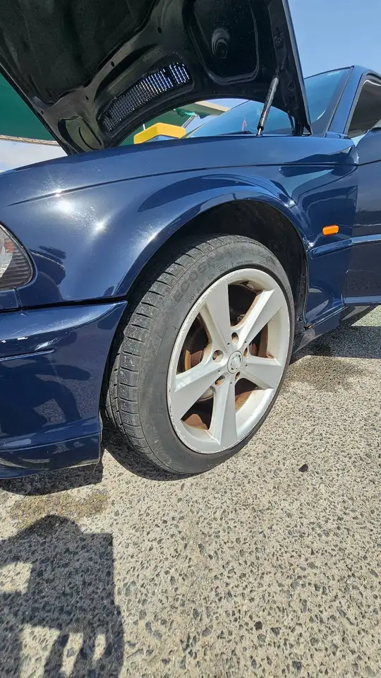 BMW 318is Coupé Aut. SE SE, foto 9