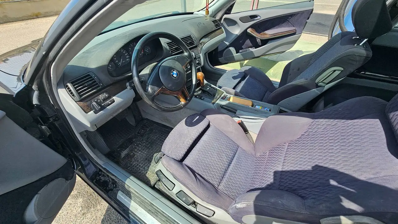 BMW 318is Coupé Aut. SE SE, foto 5