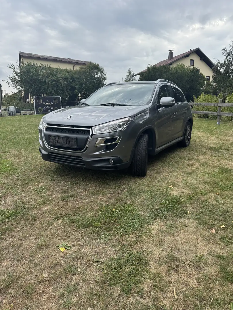 Peugeot 4008 1,6 HDi 115 FAP Allure - 1