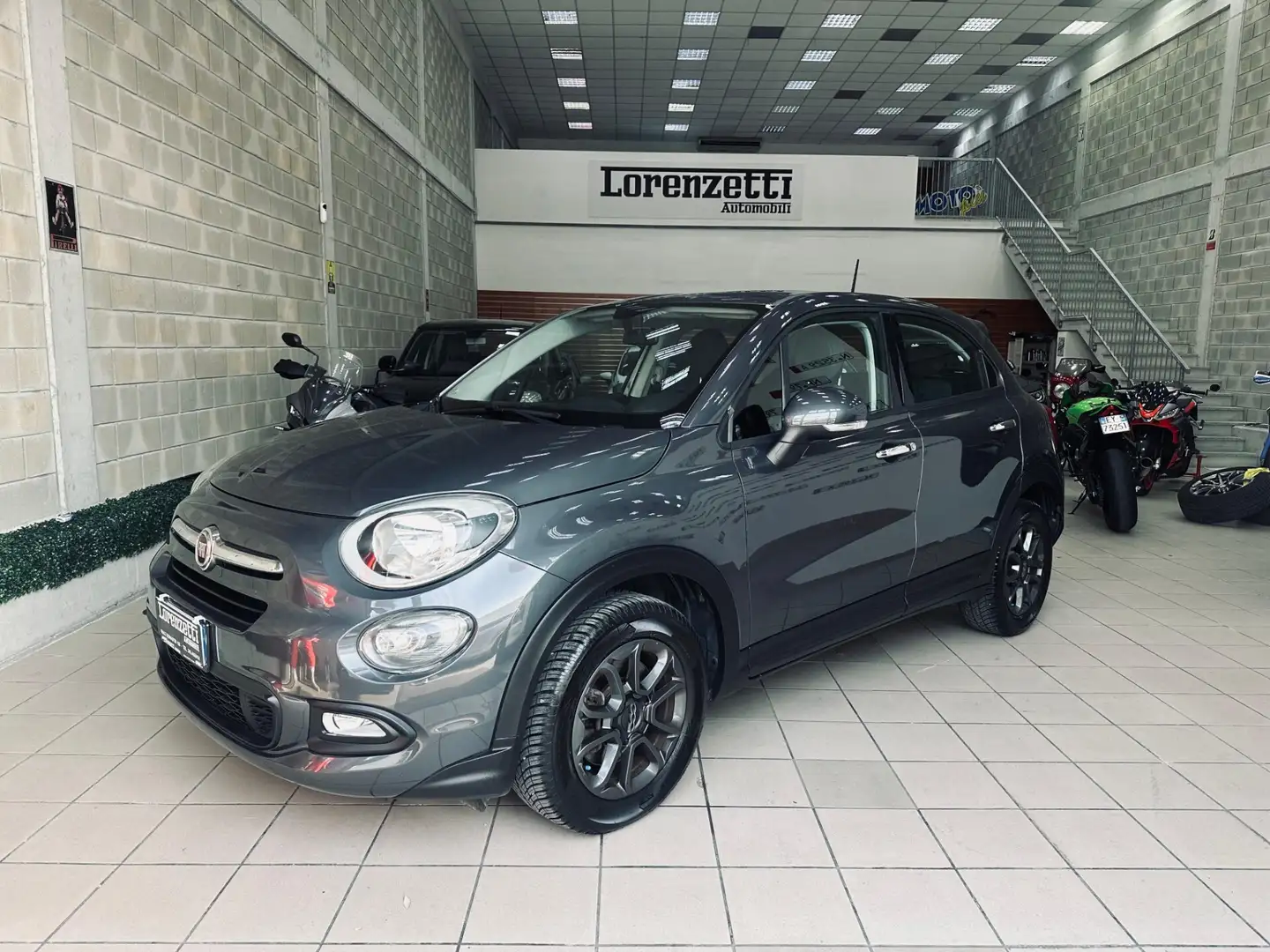 Fiat 500X 1.6 MultiJet 120 CV Lounge Grau - 1
